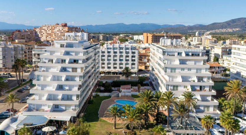 Photo of Roses Holiday Center Apartment 20