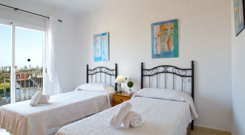 Photo of Santanatenis