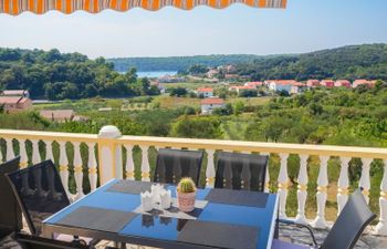 Kolic Apartment 2 Holiday Home