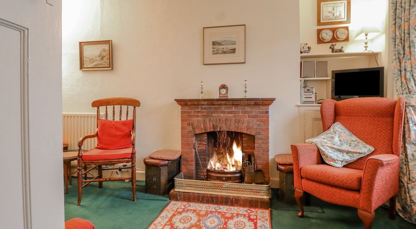 Photo of Pump Cottage, 8 Glyn Terrace