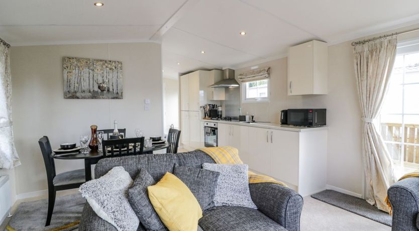 Photo of 11 Mansion View