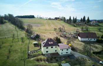 Jesenný Holiday Home