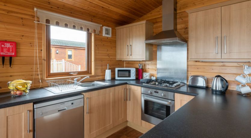 Photo of Loch Leven Lodge 12