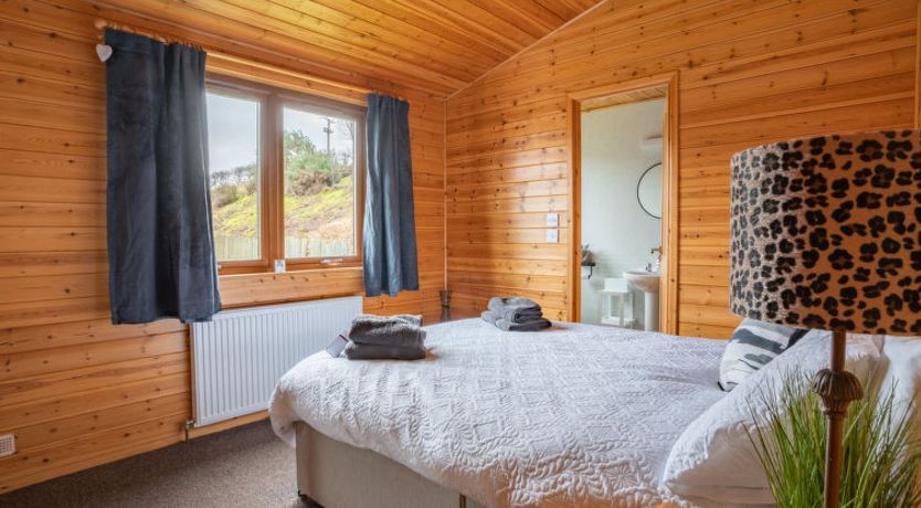 Photo of Loch Leven Lodge 12