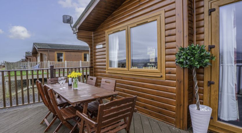 Photo of Loch Leven Lodge 12