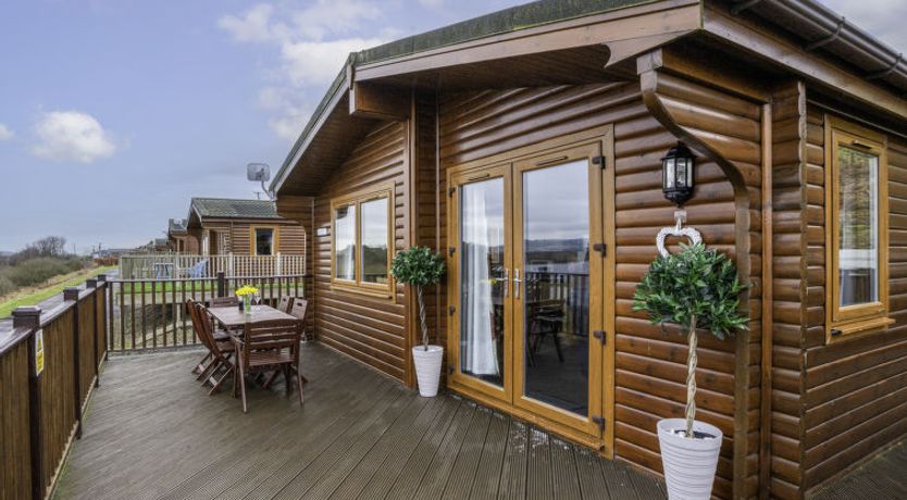 Photo of Loch Leven Lodge 12