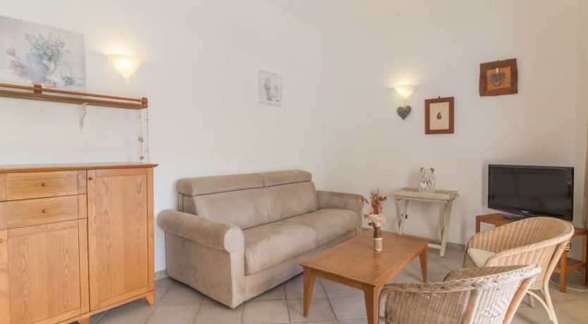 Photo of Elicriso Apartment 4