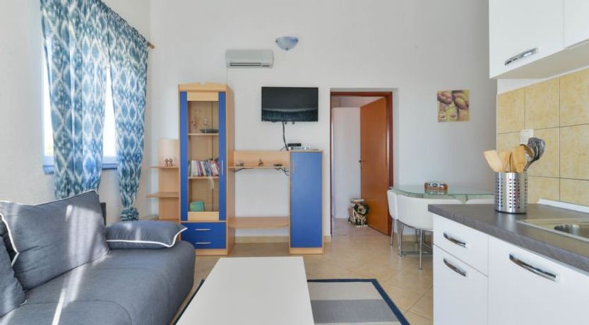 Photo of Jadran Apartment 2