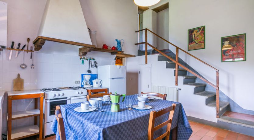 Photo of Podere Cima a Zano / Apt.Alfiero Apartment 8