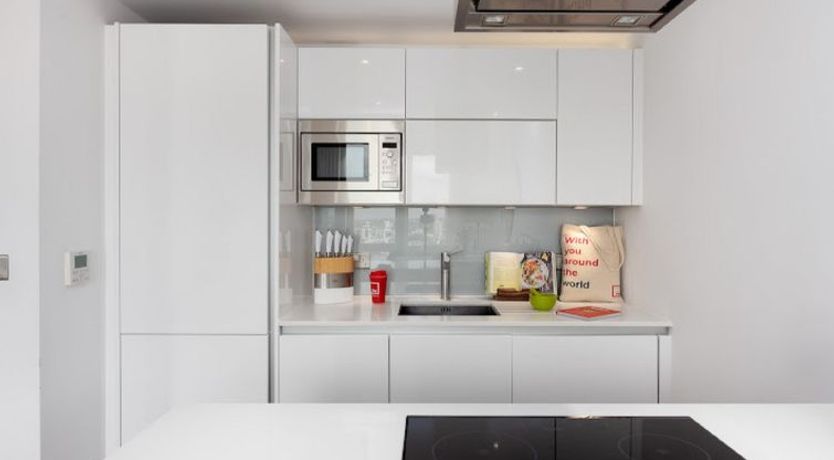 Photo of Avant-Garde, Shoreditch