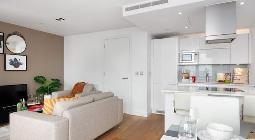 Photo of Avant-Garde, Shoreditch