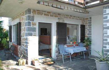 App. 1 Holiday Home