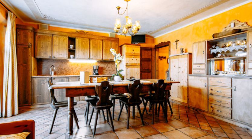 Photo of Golden Apartment 2