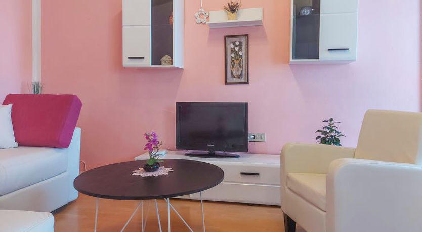 Photo of Danica Apartment 2