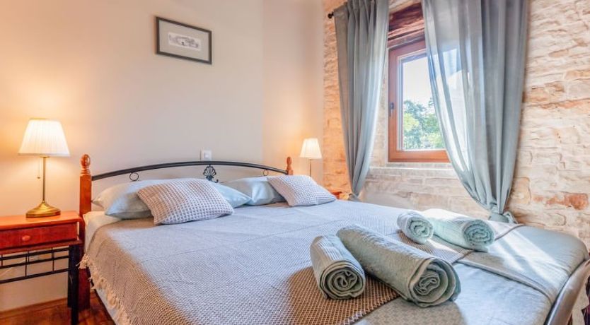 Photo of Botra Maria