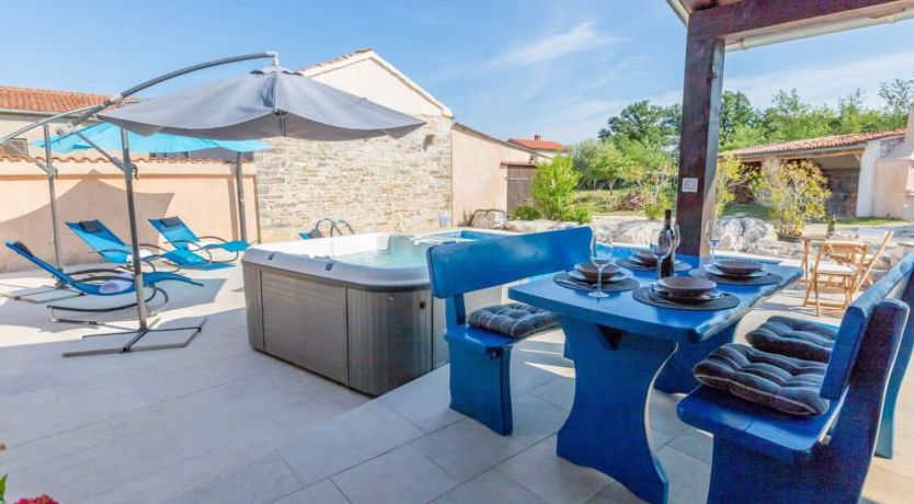 Photo of Botra Maria