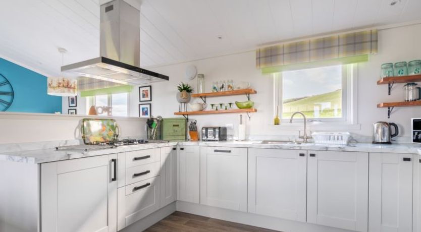 Photo of Loch Leven Lodge 16 Robin's Nest