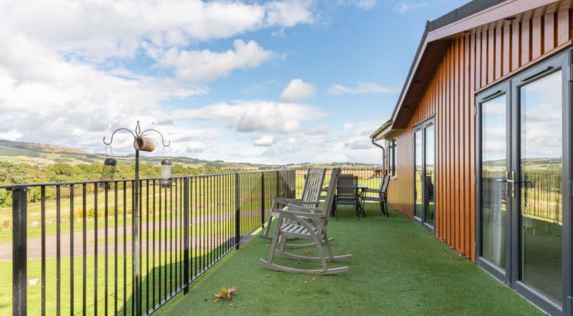 Photo of Loch Leven Lodge 16 Robin's Nest