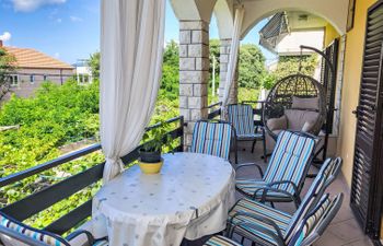 Ana Holiday Home