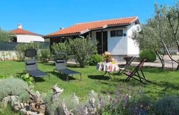 Gloria Holiday Home