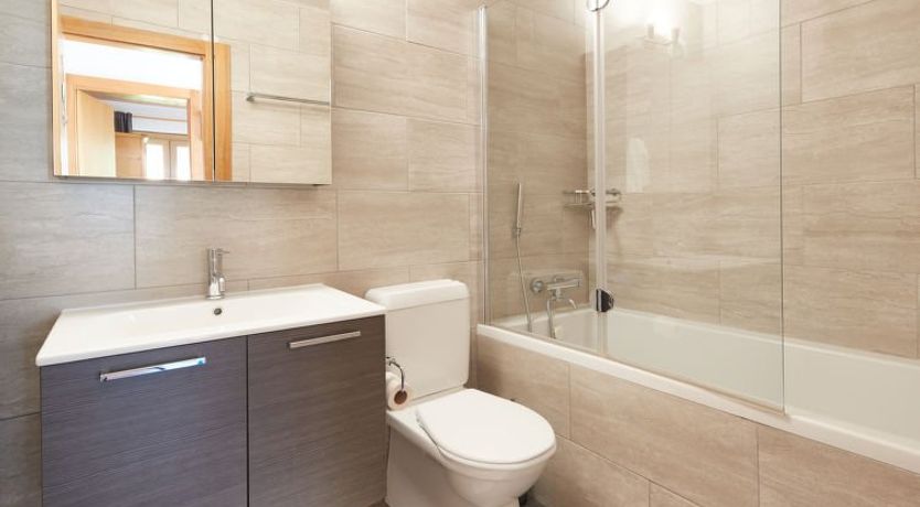 Photo of Fuchsia Apartment 2