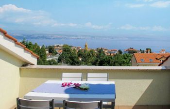 Teodora Apartment 2 Holiday Home