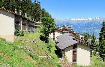 Edelweiss Holiday Home