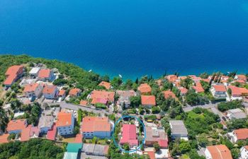 Visnja Apartment 2 Holiday Home