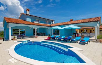 Villa Gabriel Holiday Home