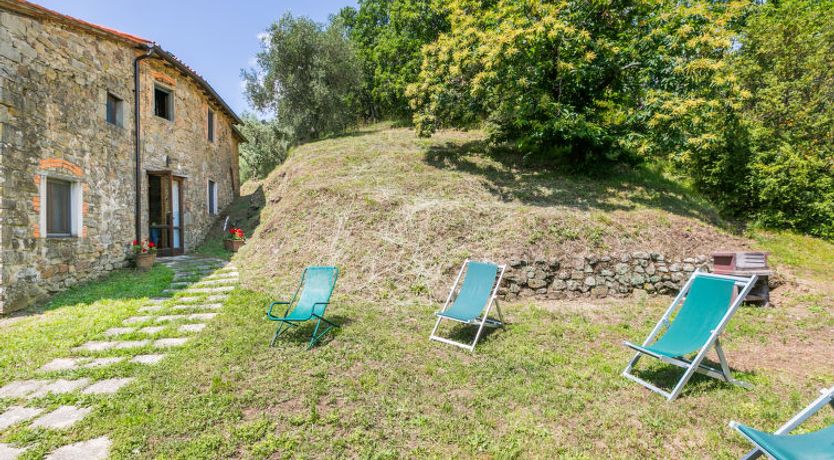 Photo of Podere Cima a Zano /Apt. Tinaia Apartment 9