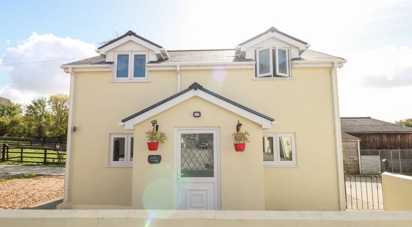 Photo of Saddlers Cottage, Berllandeg Farm