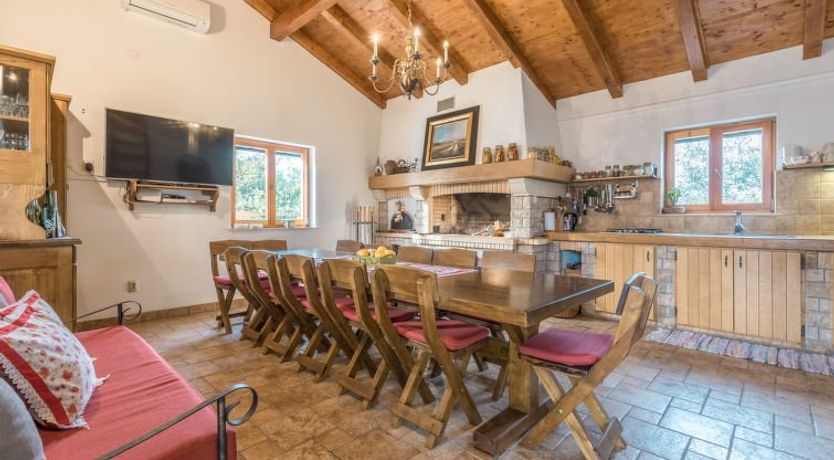 Photo of Malu Sun II