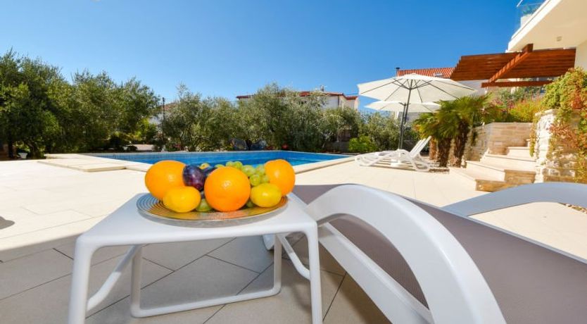 Photo of Malu Sun II