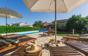 Villa Paula Holiday Home