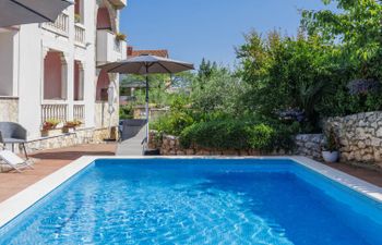 Romantika (ROJ105) Holiday Home