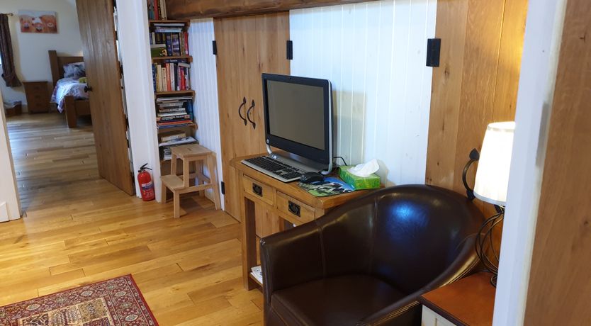 Photo of Spingle Barn