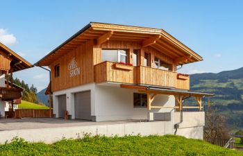 Chalet Spatn Holiday Home