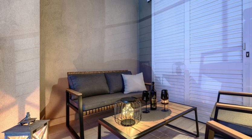 Photo of Albona Luna