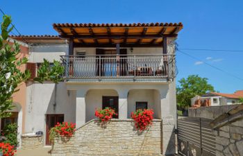 Milka 2 Holiday Home