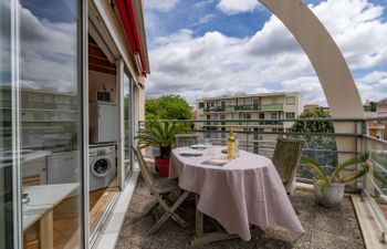 Hunier Apartment