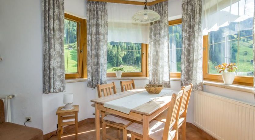 Photo of Vallis Bella