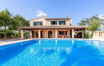 Hort des Xilindro Villa