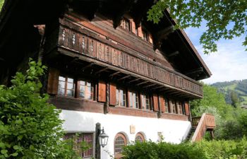 Tree-Tops, Chalet Holiday Home