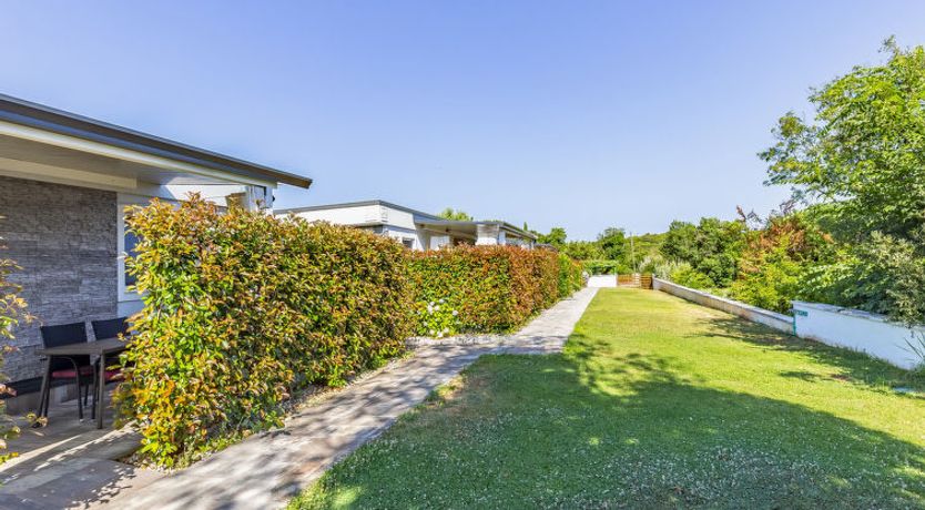 Photo of Mobile home Premium Holiday Home 8