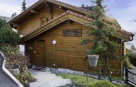 Chalet Petit Pont Holiday Home