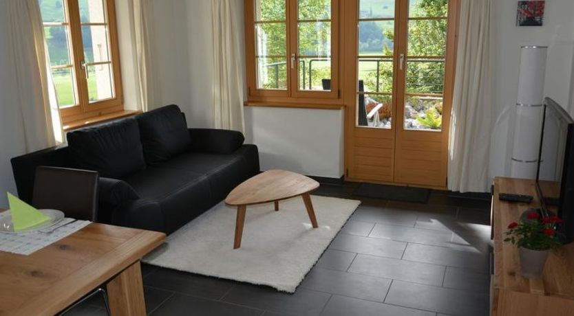 Photo of Bijou Eggetli