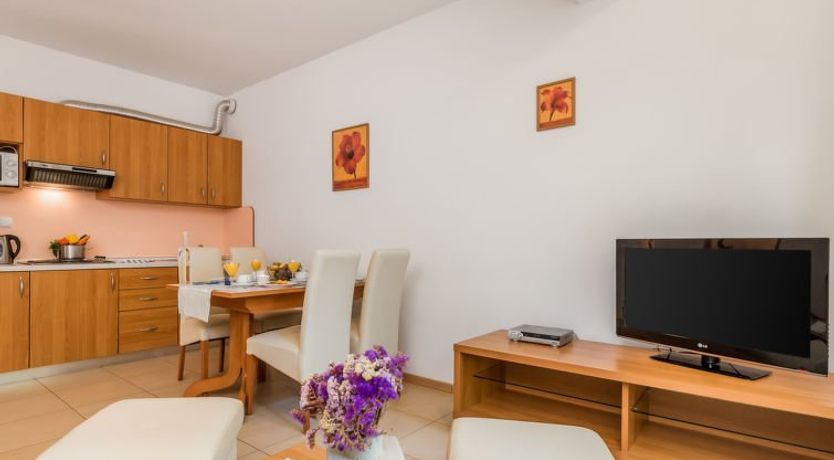 Photo of Mare 4 Apartment 4