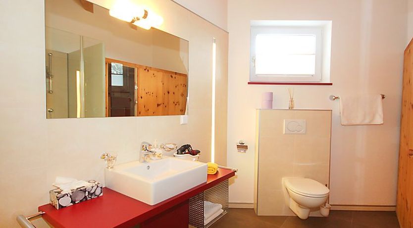 Photo of Top 3 Apartment 3