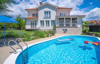Zorica Holiday Home