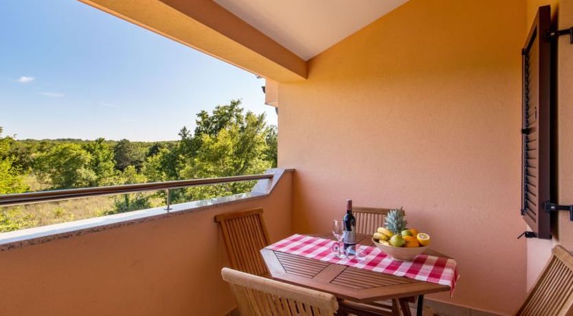 Photo of Romana Apartment 4